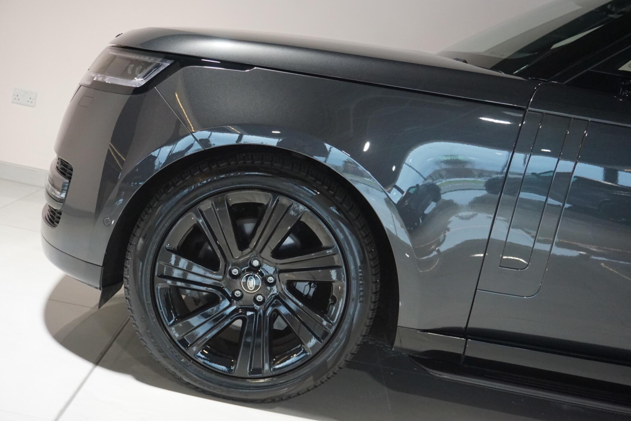 Land Rover Range Rover 3.0 D350 MHEV HSE SUV 5dr Diesel Auto 4WD Euro 6 (s/s) (350 ps)